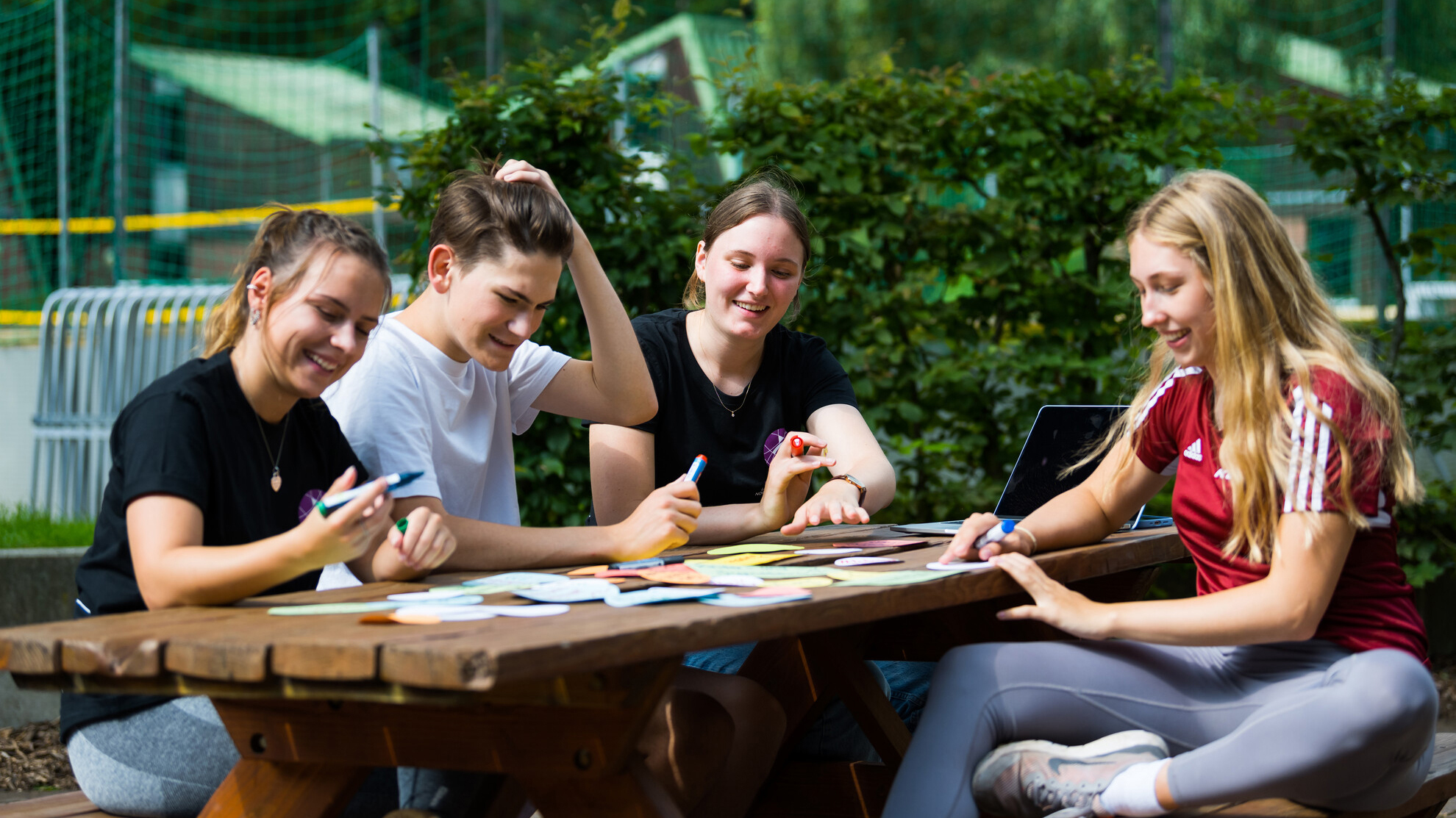 Sportvereine als Lernorte: Die Deutsche Sportjugend (dsj) setzt sich in der Zivildienst‑Debatte für ein modernes, bildungsorientiertes Zivildienstmodell nach Vorbild der Freiwilligendienste ein und stärkt Engagement sowie Strukturen im Sport.