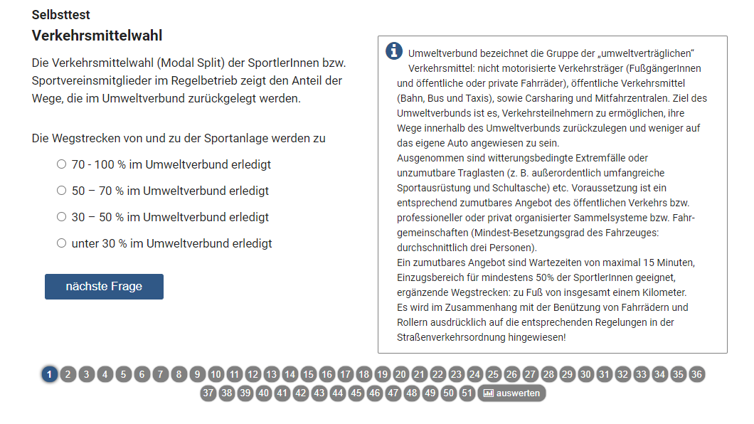 Eine Webseite zeigt einen Selbsttest zur Verkehrsmittelwahl. Nutzer können den Anteil der zurückgelegten Wege im Umweltverbund angeben. Es gibt Auswahlmöglichkeiten von 0 bis 100 Prozent. Ein Button für die nächste Frage ist vorhanden.